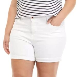 NWT American Tag Cie Women's White Denim High Rise Mom Shorts Size 9/29
